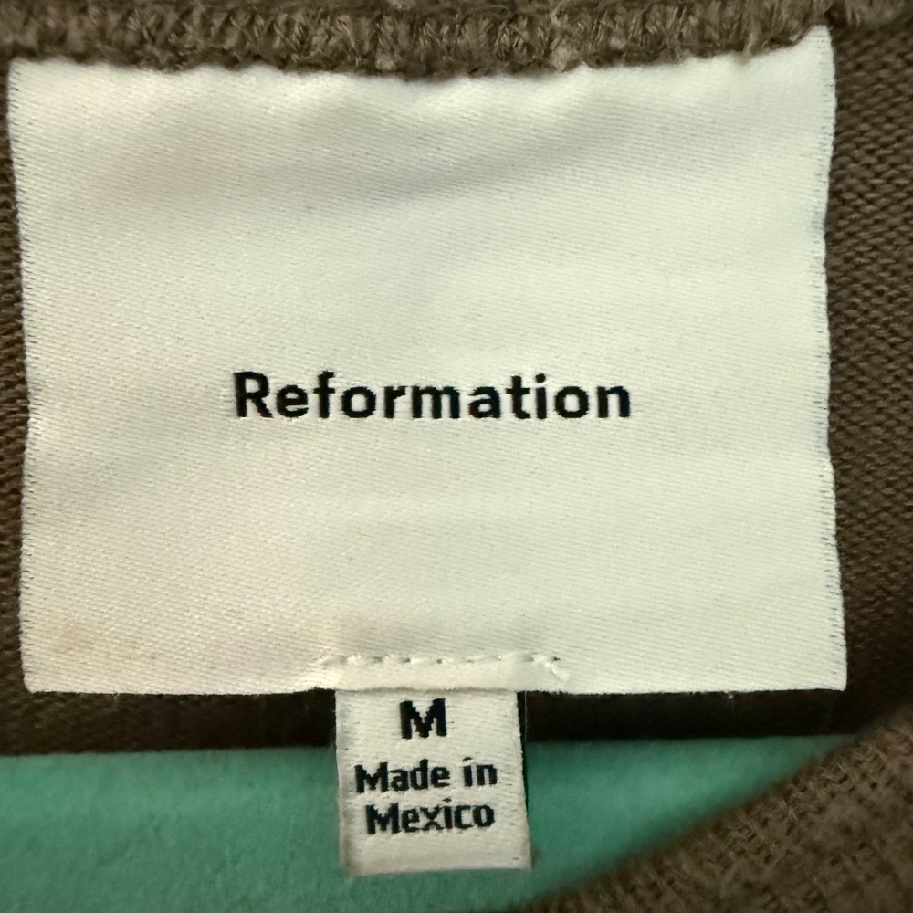 Reformation T-Shirt Brown Size Medium - Picture 2 of 5